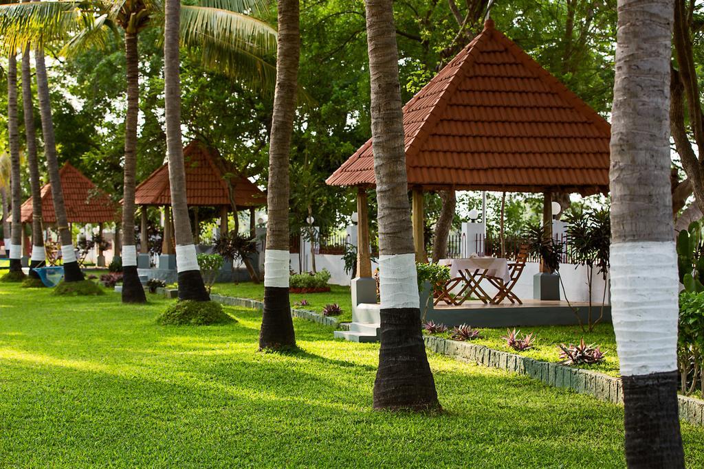Great Trails Riverview Thanjavur By Grt Hotels Exterior photo